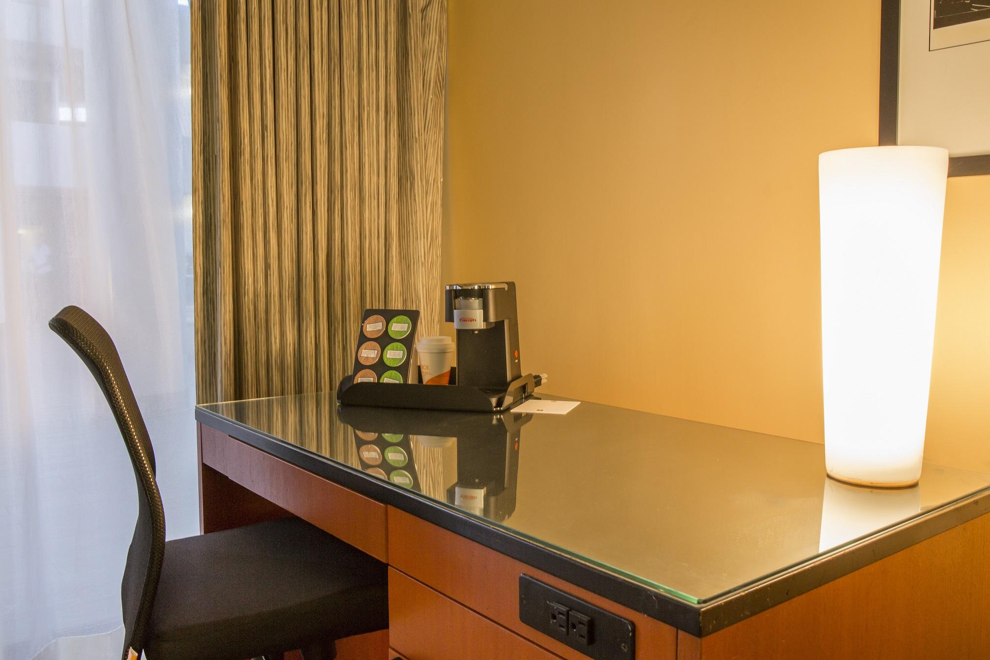 Clarion Hotel Orlando International Airport Exterior photo