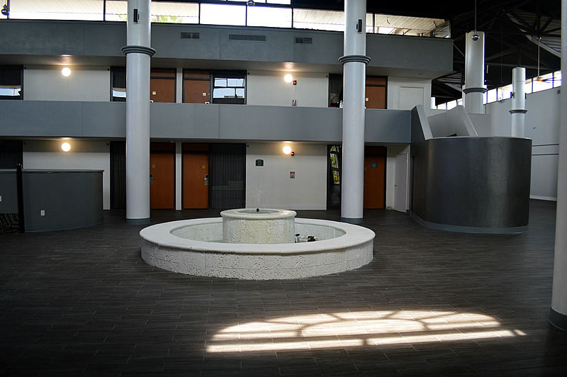 Clarion Hotel Orlando International Airport Exterior photo