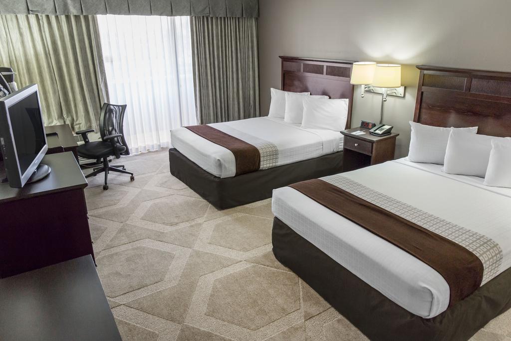 Clarion Hotel Orlando International Airport Exterior photo